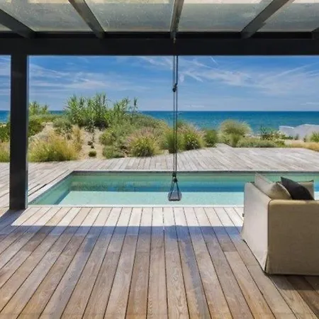 With 6 Bedrooms In Marbella, Costa Del Sol * מארבלה